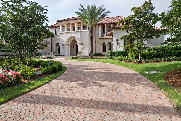 Best Professional Driveway Pavers  in St Paul, TX